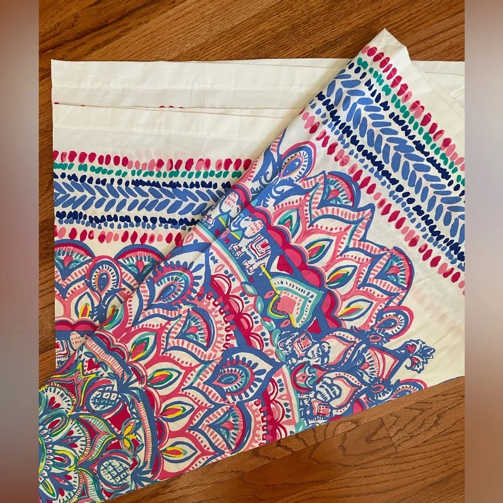 NWOB Mandala Pineapple Tassel Tapestry. Lilly+Pottery Barn Collab💕🍍💙